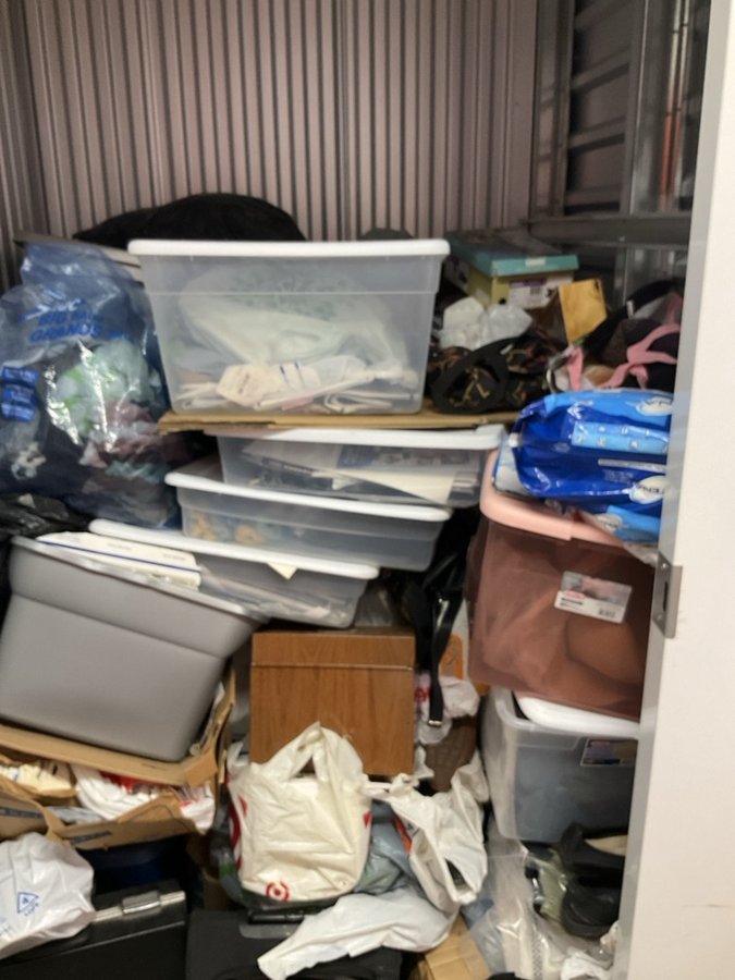 5 x 5 storage unit in Spring Valley, CA