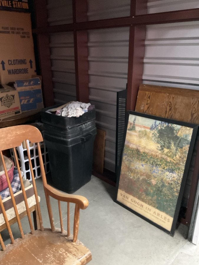 10 x 20 storage unit in Spring Valley, CA