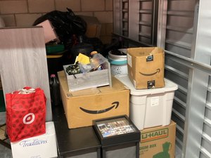 10 x 10 storage unit in Spring Valley, CA