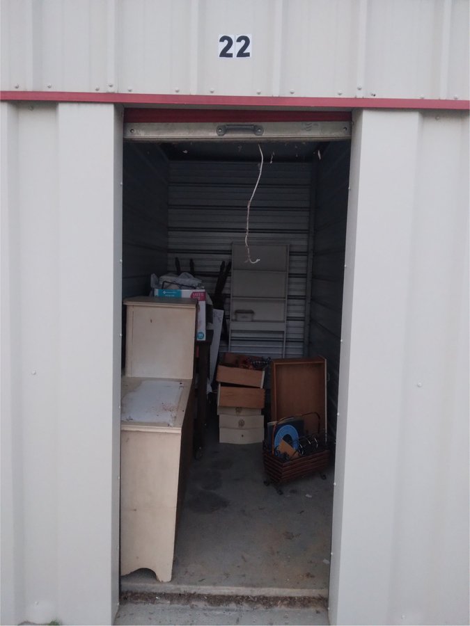 5 x 10 storage unit in Smithville, TN