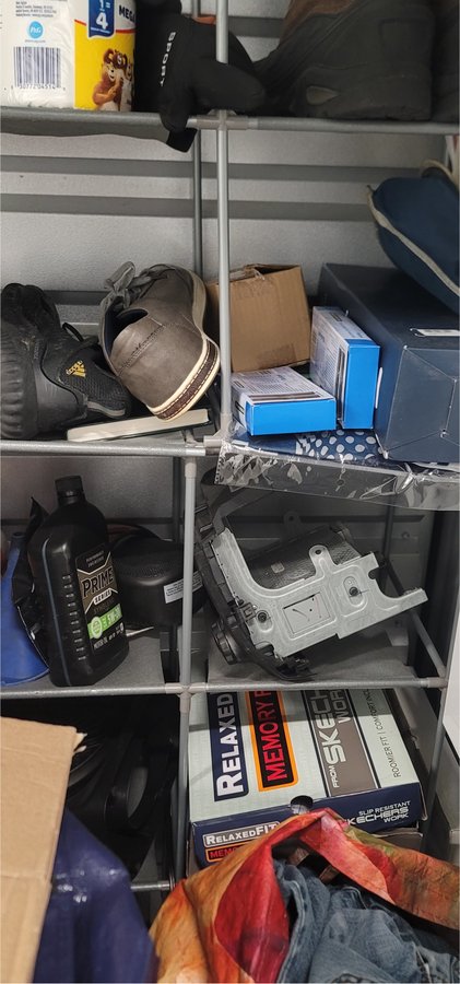 10 x 5 storage unit in Central Islip, NY