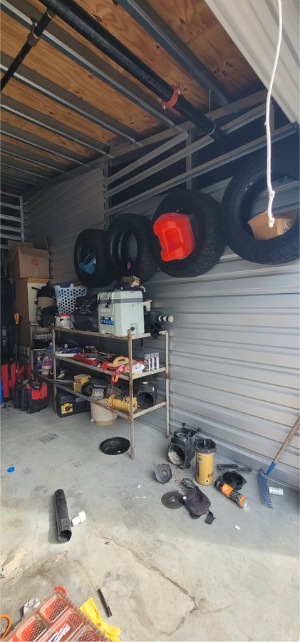 10 x 20 storage unit in Central Islip, NY