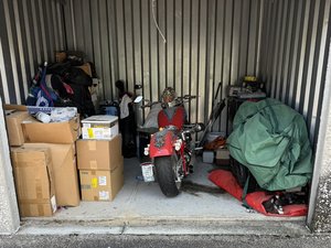 10 x 10 storage unit in Charleston, SC
