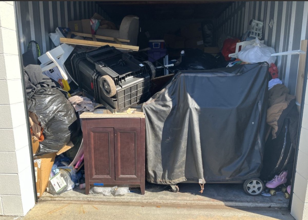 10 x 20 storage unit in Chesapeake, VA