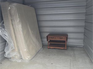 10 x 10 storage unit in Yorktown, VA