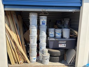 10 x 10 unit in Houston