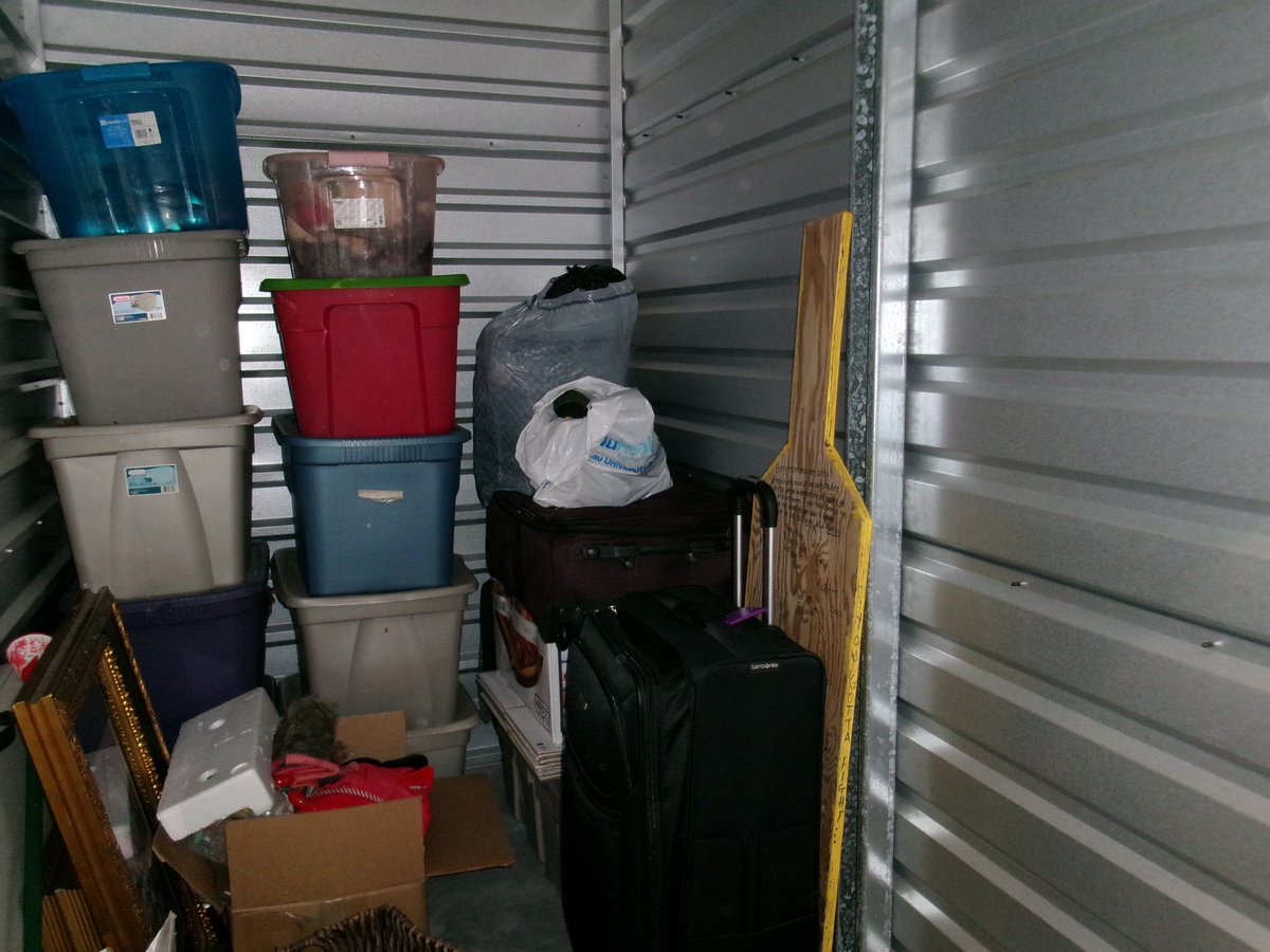 5 x 10 storage unit in Riverhead, NY