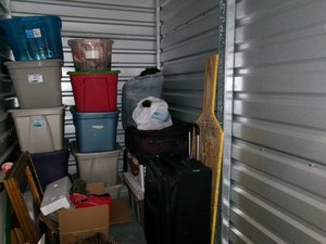 5 x 10 storage unit in Riverhead, NY
