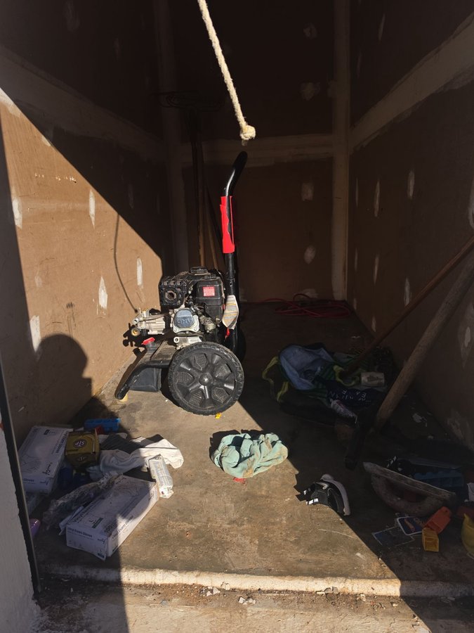 5 x 10 storage unit in Charlotte, NC