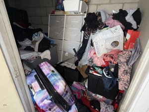 4 x 10 storage unit in Arleta, CA