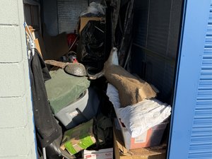 5 x 10 storage unit in Livonia, MI