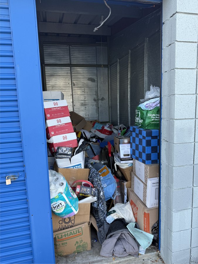 5 x 10 storage unit in Livonia, MI