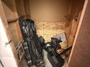5 x 5 storage unit in Pasadena, CA