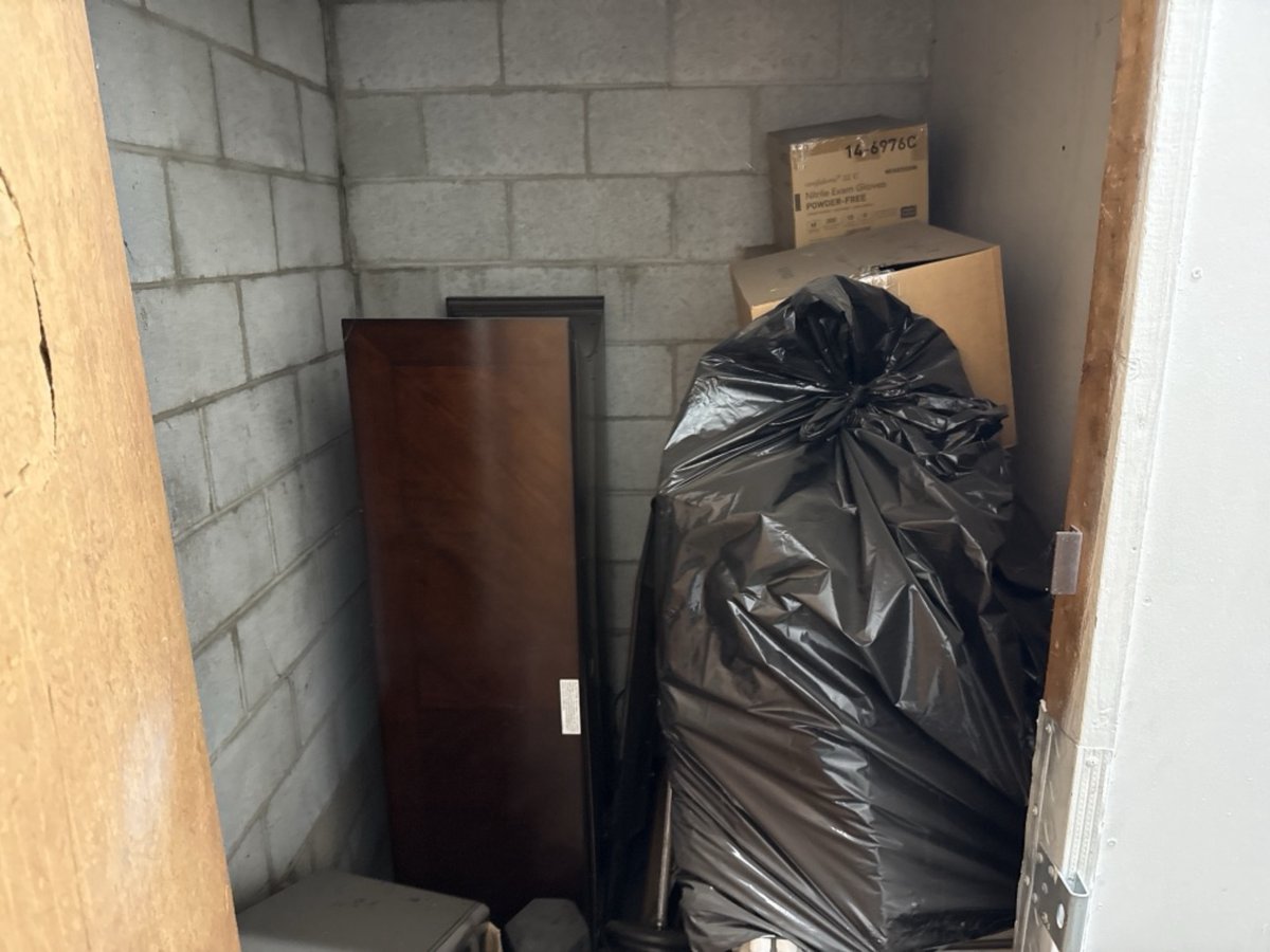 5 x 5 storage unit in Pasadena, CA