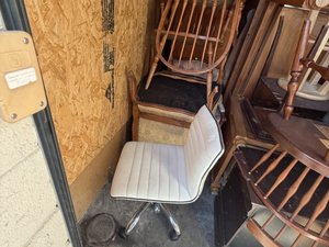 5 x 10 storage unit in Los Angeles, CA