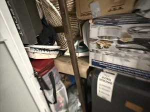 5 x 10 storage unit in Pasadena, CA