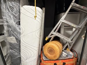 7 x 10 storage unit in Los Angeles, CA