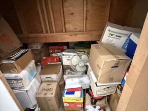 10 x 7 storage unit in Los Angeles, CA