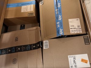 3 x 4 storage unit in Los Angeles, CA