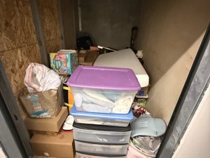 5 x 10 storage unit in Los Angeles, CA