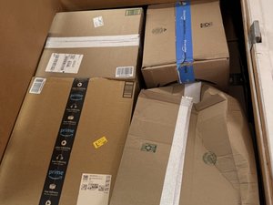 3 x 4 storage unit in Los Angeles, CA