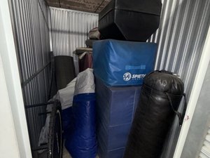 5 x 10 storage unit in Pasadena, CA