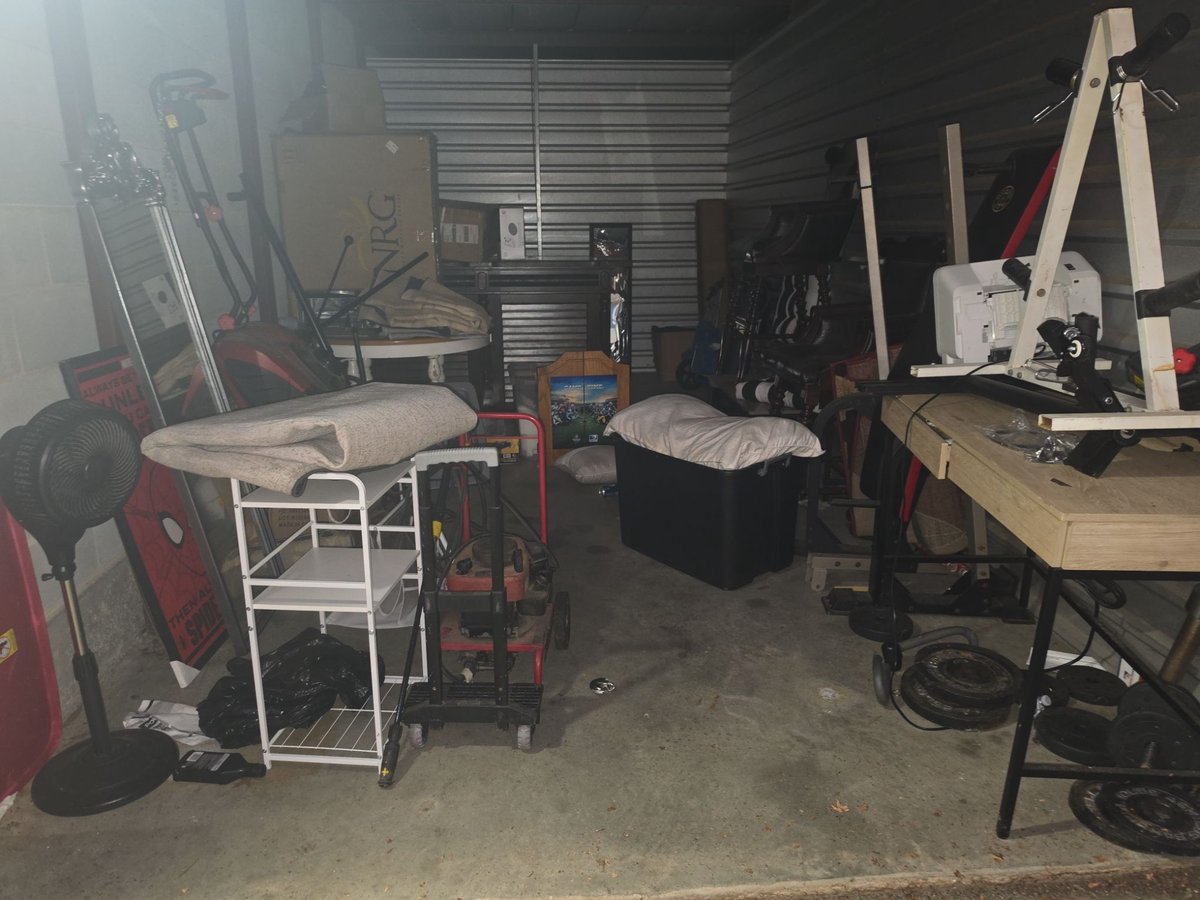 10 x 20 storage unit in Charlotte, NC