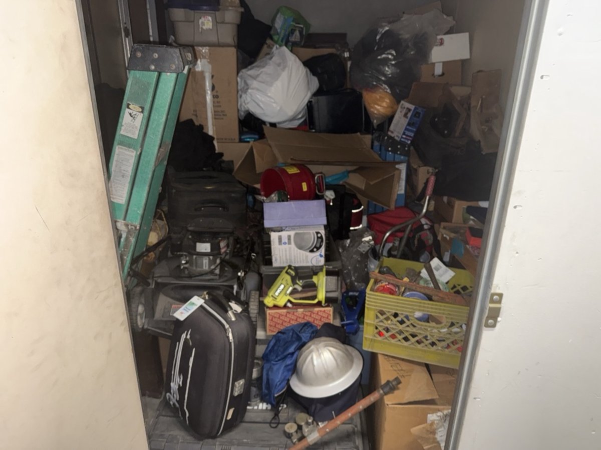 8 x 10 storage unit in Arcadia, CA
