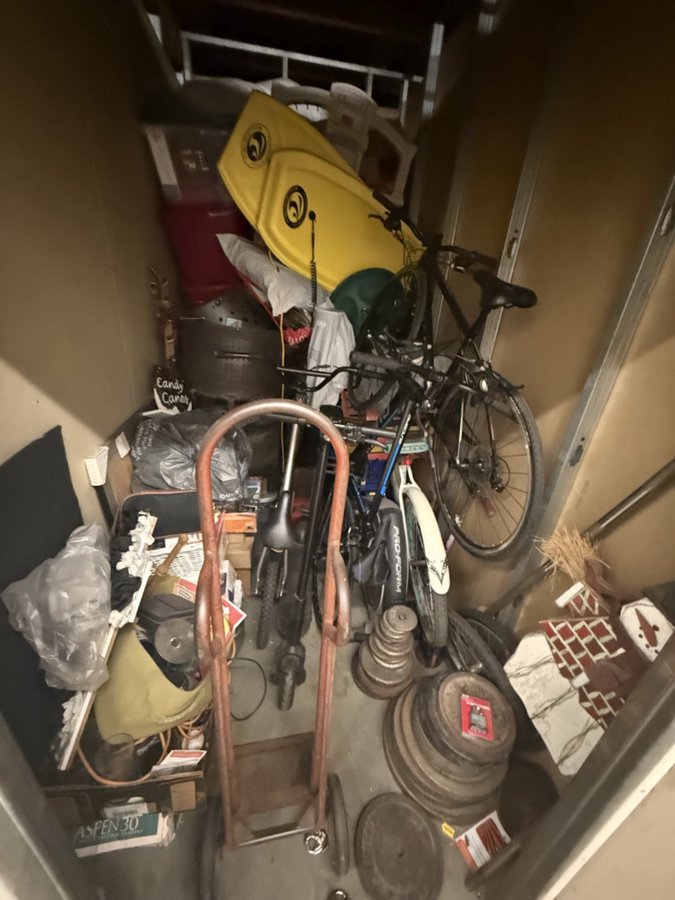 5 x 10 storage unit in Arcadia, CA