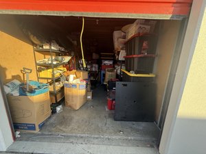 10 x 20 storage unit in Arcadia, CA