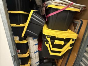 5 x 10 storage unit in Los Angeles, CA