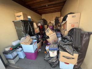 10 x 20 storage unit in Irwindale, CA