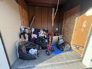 10 x 10 storage unit in Downey, CA