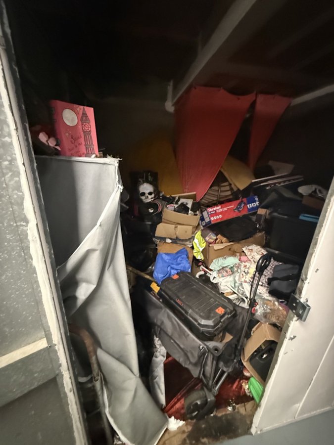 10 x 10 storage unit in Diamond Bar, CA