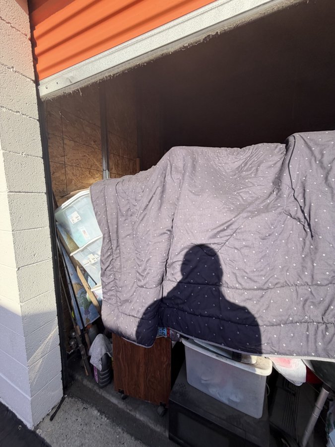 10 x 10 storage unit in Rowland Heights, CA