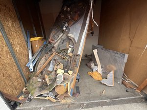 10 x 10 storage unit in Rowland Heights, CA