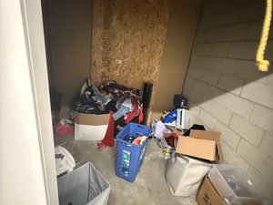 8 x 10 storage unit in Duarte, CA
