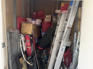 5 x 9 storage unit in Monrovia, CA