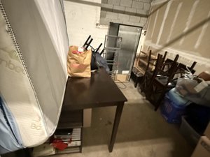 10 x 12 storage unit in Whittier, CA