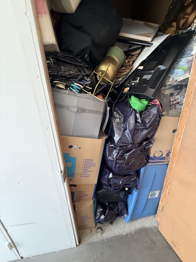 5 x 5 storage unit in Pico Rivera, CA