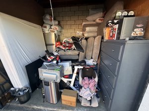 8 x 10 storage unit in Monterey Park, CA