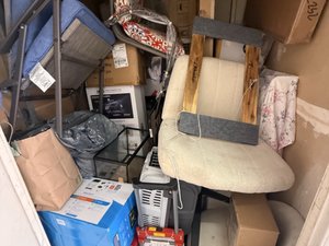 5 x 6 storage unit in Monterey Park, CA