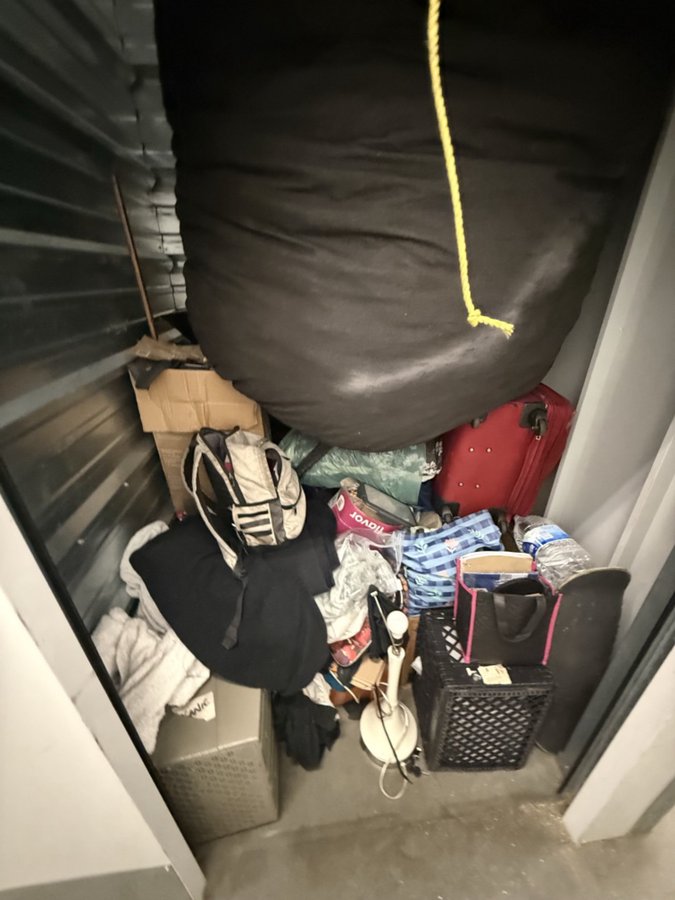 5 x 5 storage unit in Pico Rivera, CA