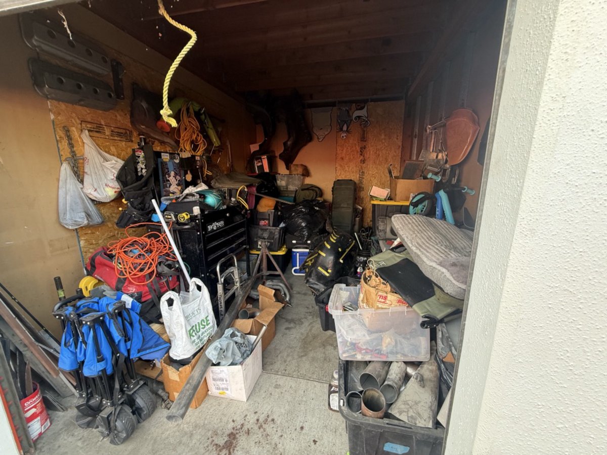 10 x 15 storage unit in Downey, CA