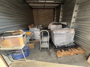 10 x 20 storage unit in Pico Rivera, CA