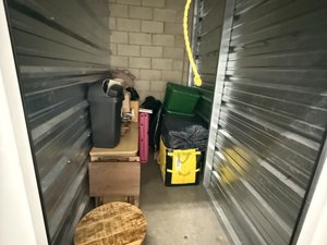 5 x 10 storage unit in Pico Rivera, CA