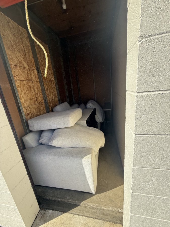 5 x 10 storage unit in San Dimas, CA