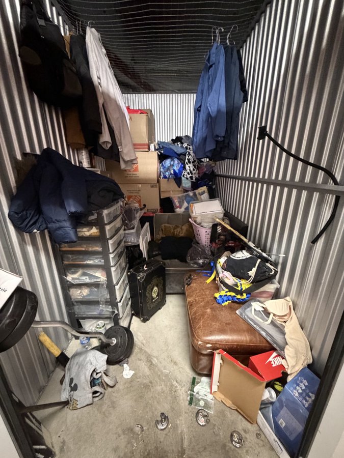 5 x 10 storage unit in Montclair, CA