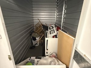 5 x 10 storage unit in West Covina, CA