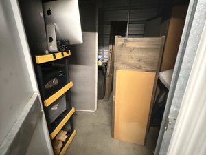 7 x 10 storage unit in Montclair, CA